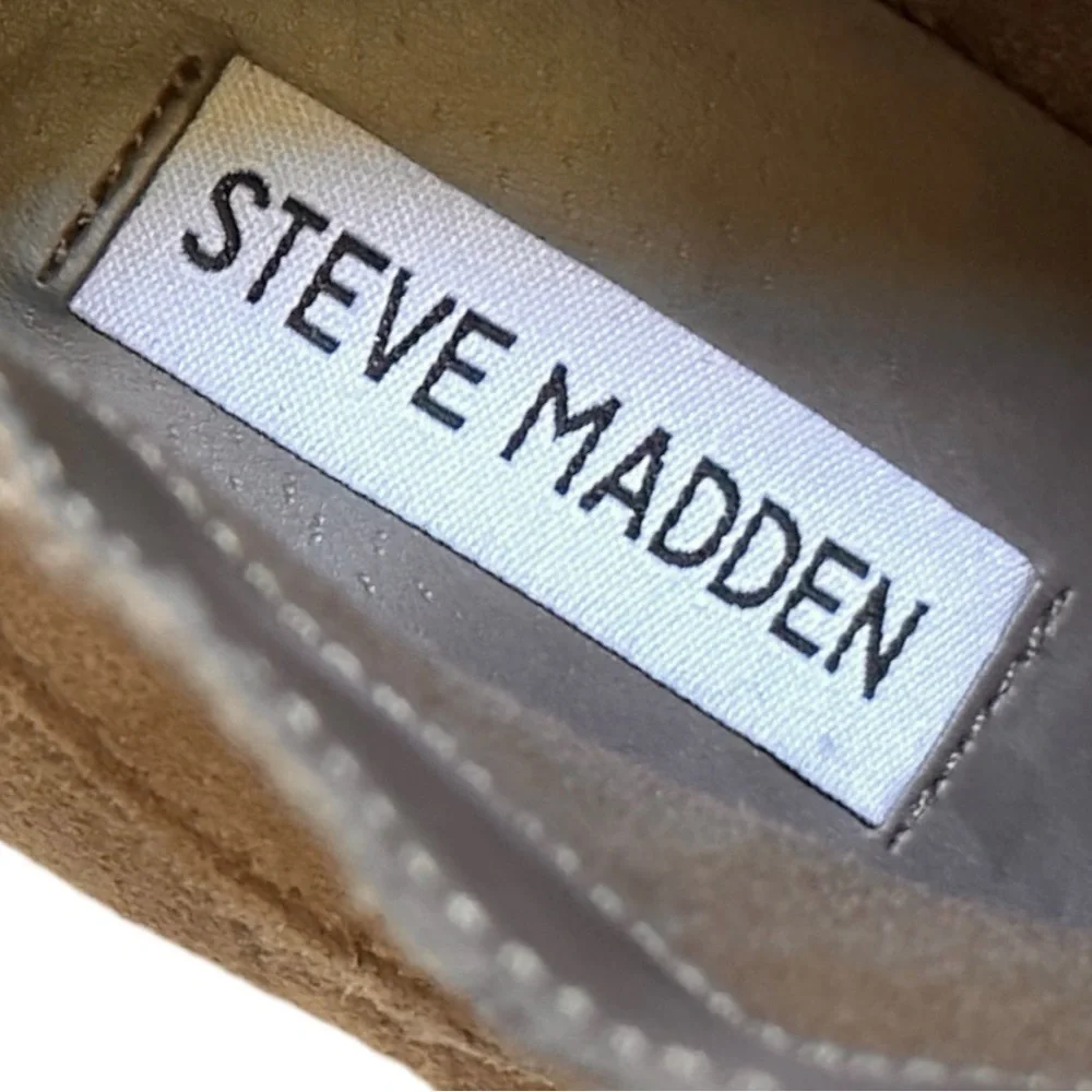 Steve Madden Milaan Tan Suede 8 Classic Ankle Booties Taupe Burnished Toe
